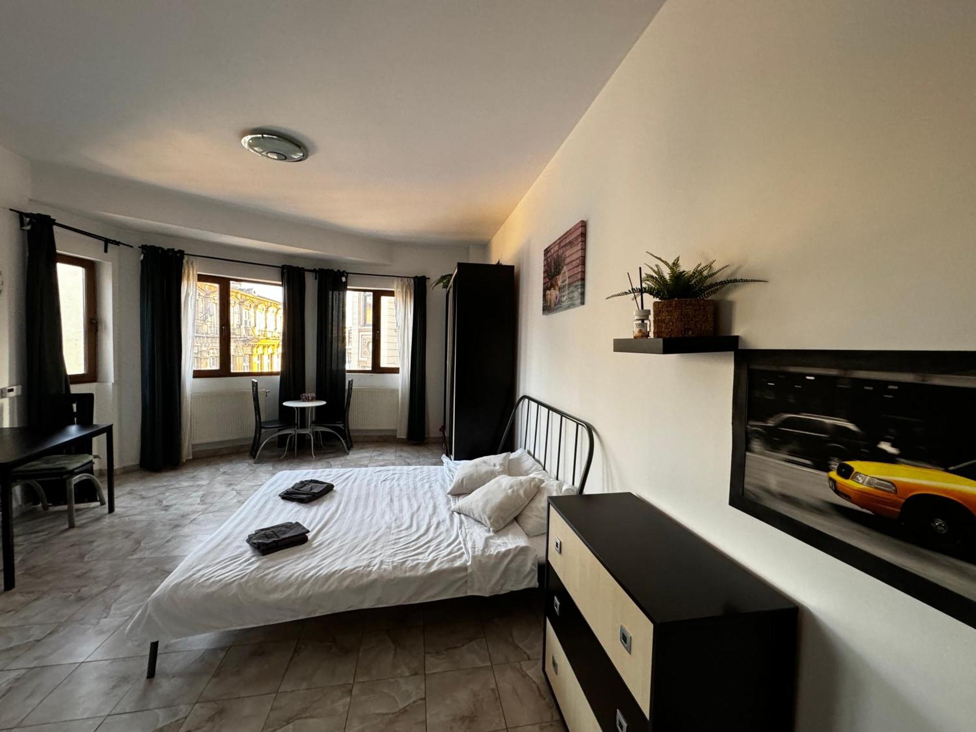 Old Town Studios By Chr Luxury Property 부쿠레슈티 외부 사진