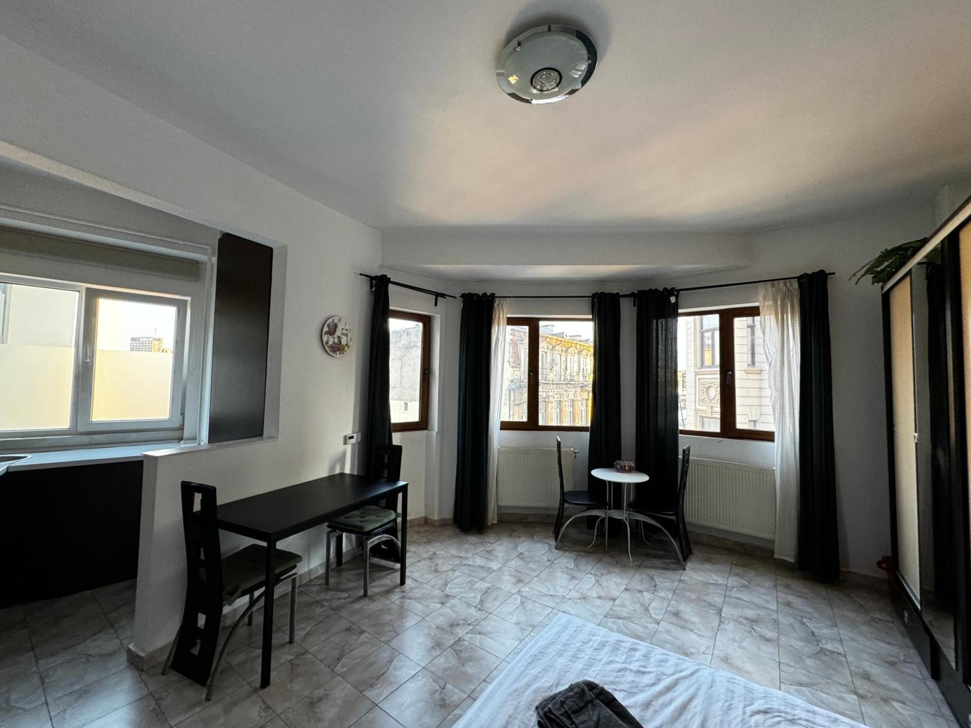 Old Town Studios By Chr Luxury Property 부쿠레슈티 외부 사진