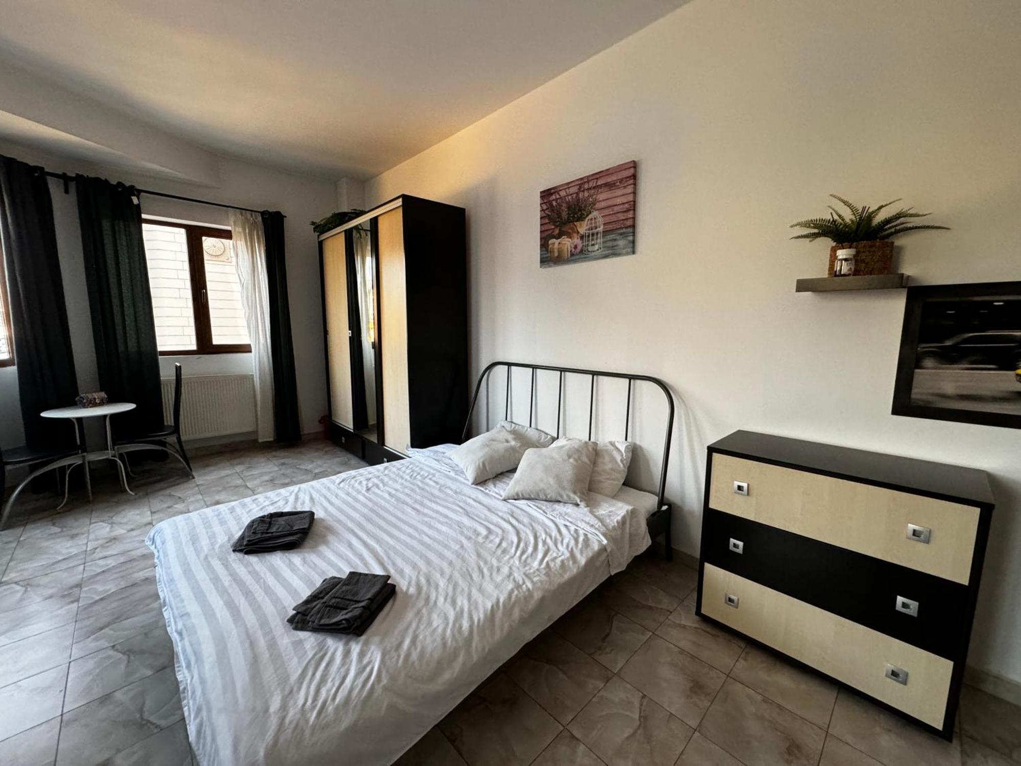 Old Town Studios By Chr Luxury Property 부쿠레슈티 외부 사진